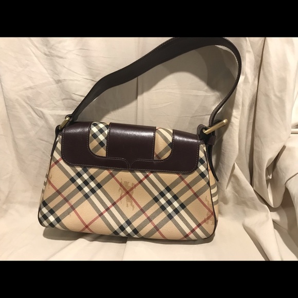Burberry purse - Picture 5 of 7
